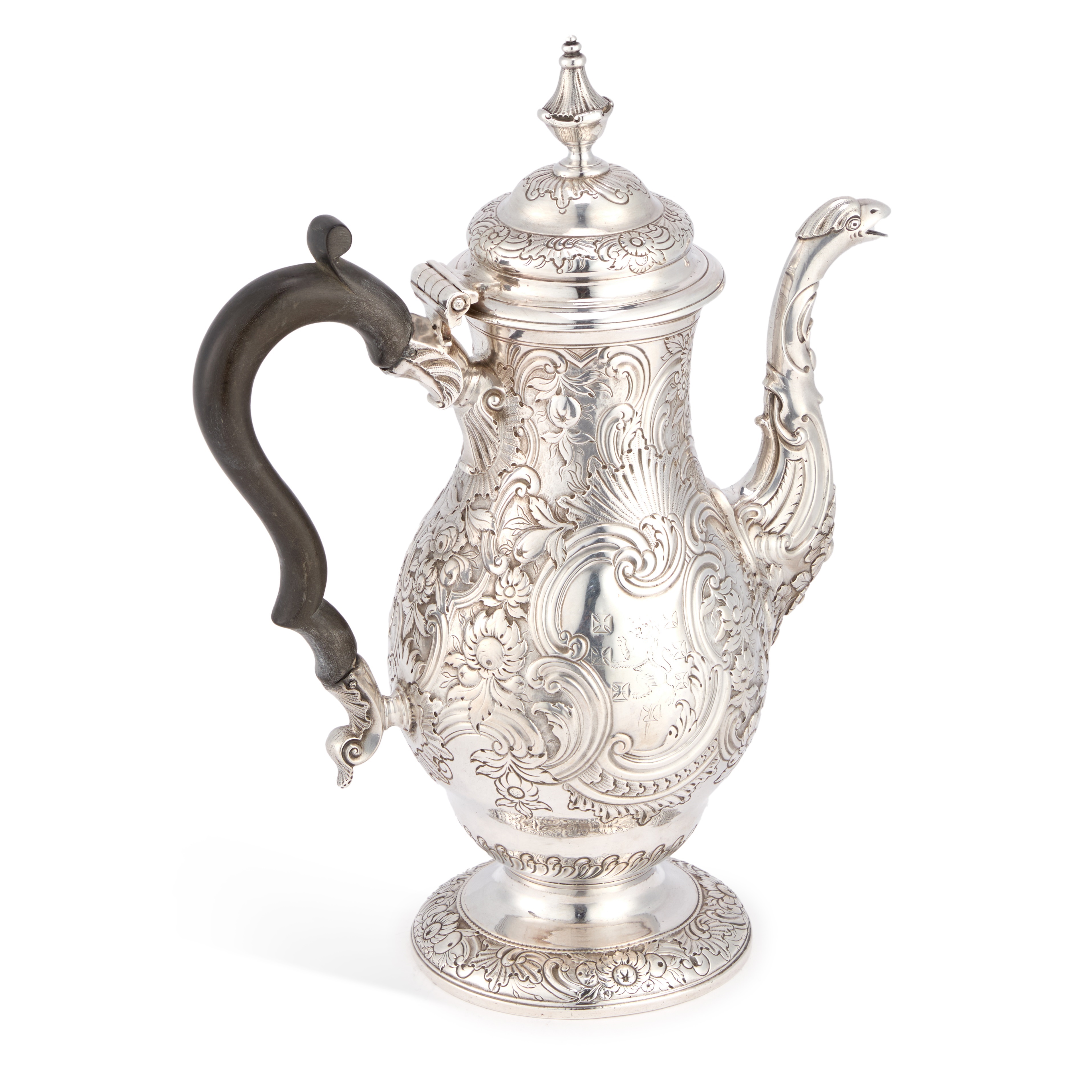 FINE ART & ANTIQUES
