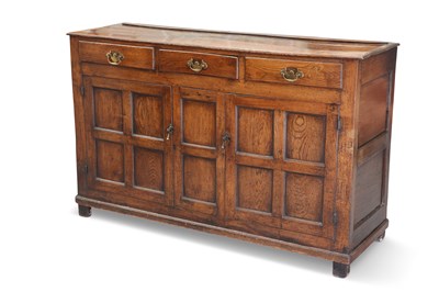 Lot 1384 - A GEORGE III OAK DRESSER BASE