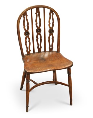 Lot 840 - A 19TH CENTURY YEW WOOD CHAIR