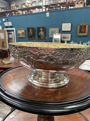 Lot 178 - A WILLIAM IV SCOTTISH SILVER PUNCH BOWL