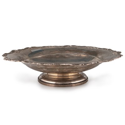 Lot 372 - AN EDWARD VIII SILVER PEDESTAL DISH