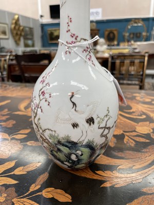 Lot 117 - A CHINESE 'CRANES' VASE