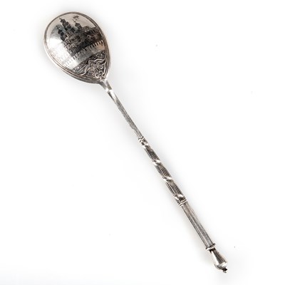 Lot 1136 - A RUSSIAN SILVER TEASPOON