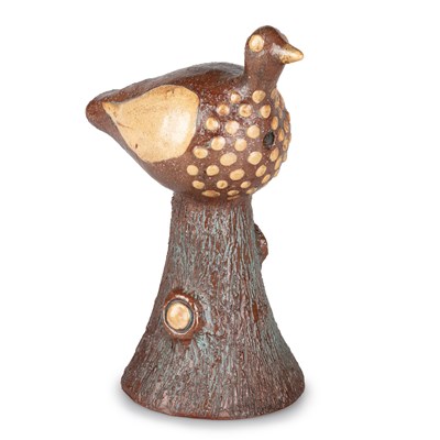 Lot 42 - AN EARLY 19TH CENTURY SLIPWARE BIRD WHISTLE