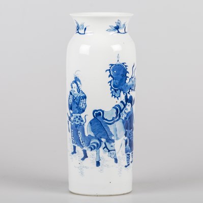 Lot 90 - A CHINESE TRANSITIONAL BLUE AND WHITE SLEEVE VASE, 17TH CENTURY