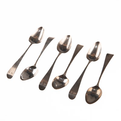 Lot 157 - A SET OF SIX GEORGE III SILVER TEASPOONS