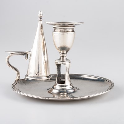 Lot 377 - A GEORGE III SILVER CHAMBERSTICK