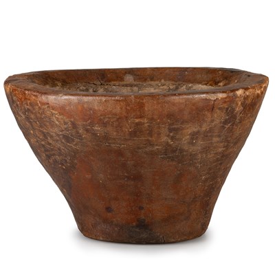 Lot 797 - A LARGE TREEN DUG-OUT BOWL