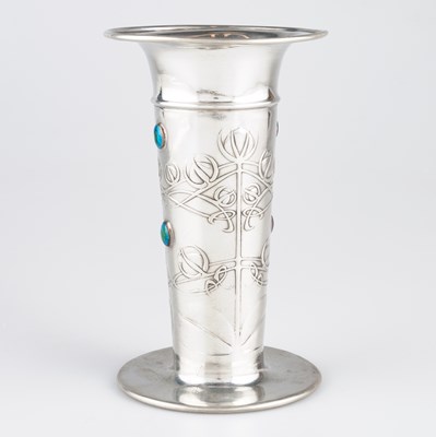 Lot 145 - ARCHIBALD KNOX (1864-1933) FOR LIBERTY & CO, A TUDRIC PEWTER AND ENAMEL VASE