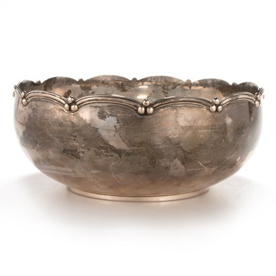 Lot 368 - TIFFANY: AN AMERICAN STERLING SILVER BOWL