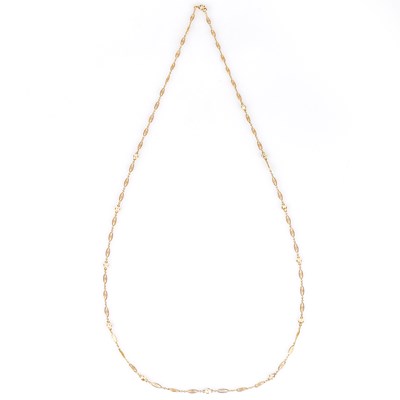 Lot 509 - A DIAMOND NECKLACE