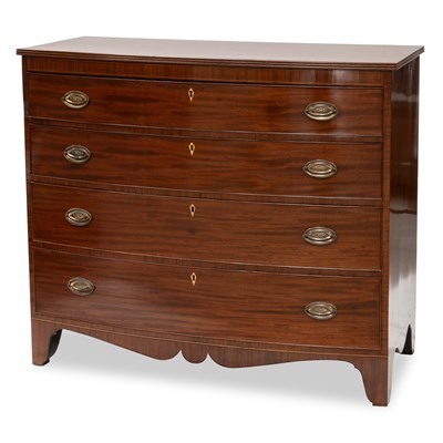 Lot 706 - AN EARLY 19TH CENTURY MAHOGANY BOW-FRONT CHEST OF DRAWERS