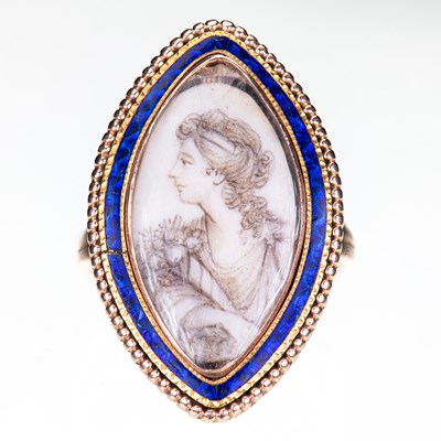 Lot 585 - A GEORGIAN MOURNING RING