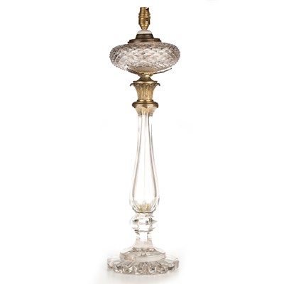 Lot 29 - A HANDSOME 19TH CENTURY CUT-GLASS OIL LAMP