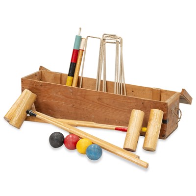 Lot 1005 - AN 'ATLAS' CROQUET SET