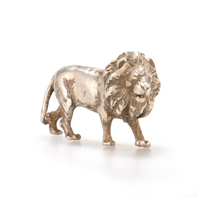 Lot 207 - PATRICK MAVROS: A SILVER SCULPTURE OF A LION