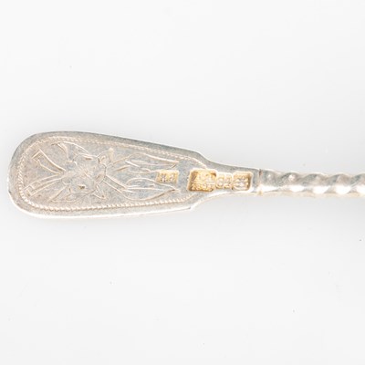 Lot 288 - A RUSSIAN SILVER CADDY SPOON