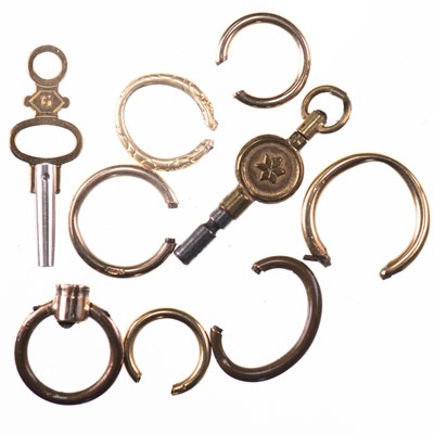 Lot 541 - ASSORTED POCKET WATCH BOWS AND KEYS