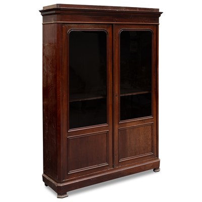 Lot 700 - A LARGE VICTORIAN MAHOGANY BOOKCASE