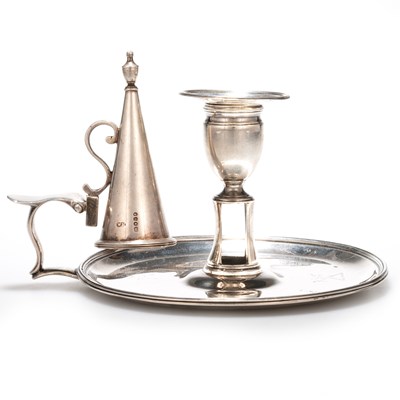 Lot 382 - A GEORGE III SILVER CHAMBERSTICK