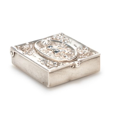 Lot 413 - AN AMERICAN STERLING SILVER STAMP CASE