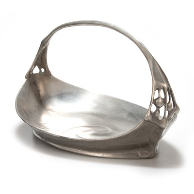 Lot 184 - A KAYSERZINN PEWTER BASKET