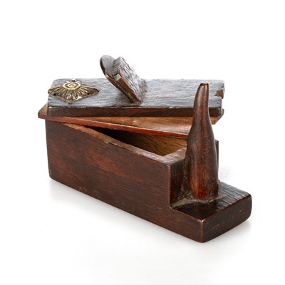 Lot 715 - A TREEN CARPENTER'S PLANE SECRET SNUFF BOX, 19TH CENTURY