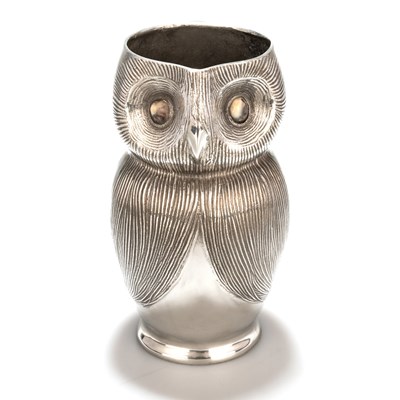 Lot 173 - A LIBERTY & CO TUDRIC PEWTER OWL JUG