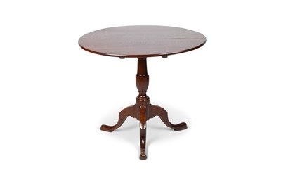 Lot 705 - A GEORGE III OAK TILT-TOP TRIPOD TABLE