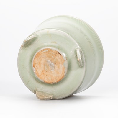 Lot 122 - A CHINESE GE-TYPE VASE, YUHUCHUNPING; A SMALL CHINESE CELADON CENSER AND A CHINESE CELADON VASE