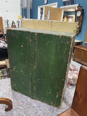 Lot 1 - A PRIMITIVE 19TH CENTURY DOLLS HOUSE, POSSIBLY AMERICAN