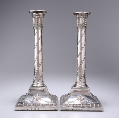 Lot 349 - A PAIR OF GEORGE III SILVER CANDLESTICKS