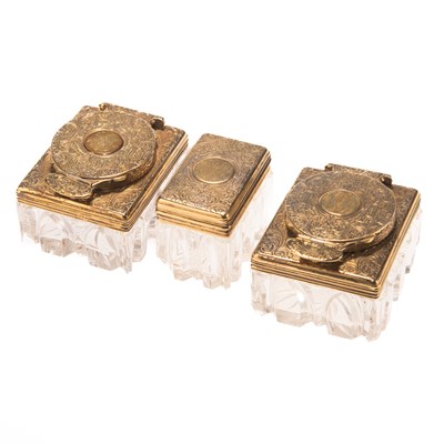 Lot 311 - A VICTORIAN SILVER-GILT MOUNTED THREE PIECE TRAVELLING INKWELL SET