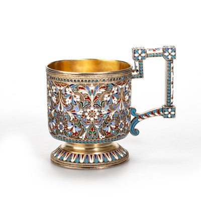 Lot 314A - A LATE 19TH/ EARLY 20TH CENTURY RUSSIAN SILVER-GILT AND ENAMEL CUP