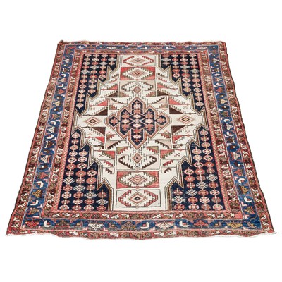 Lot 628 - A NORTH-WEST PERSIAN MAZLAGHAN RUG, CIRCA 1950