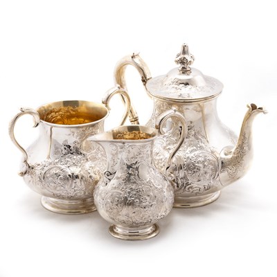 Lot 382 - A FINE VICTORIAN SILVER THREE-PIECE TEA SERVICE