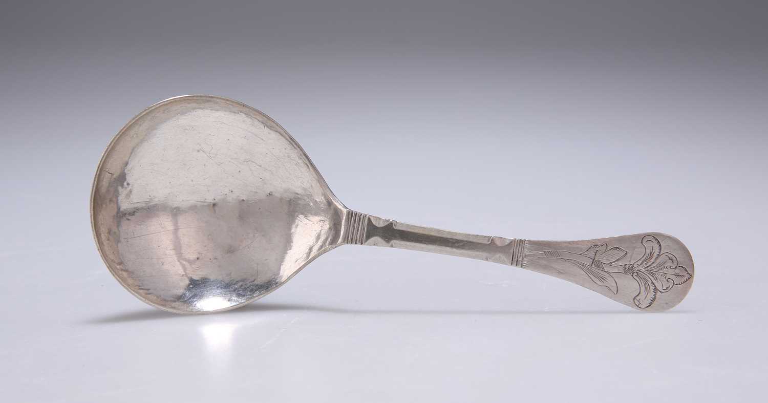 Lot 241 - AN EARLY 18TH CENTURY NORWEGIAN SILVER SPOON