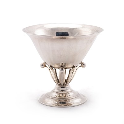 Lot 244 - JOHAN ROHDE FOR GEORG JENSEN: A DANISH STERLING SILVER BOWL, CIRCA 1933-44