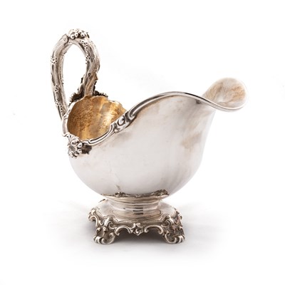 Lot 375 - A VICTORIAN SILVER SAUCEBOAT