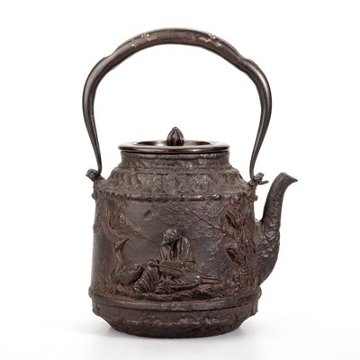 Lot 164 - A JAPANESE TETSUBIN (IRON KETTLE) AND COVER, BY DAIKOKU, MADE FOR THE SEIJUDO COMPANY, MEIJI PERIOD