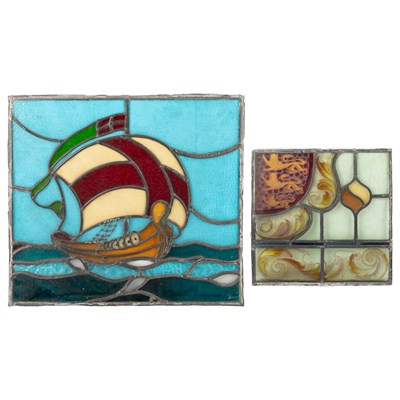 Lot 12 - AN ARTS AND CRAFTS LEADED AND STAINED GLASS PANEL