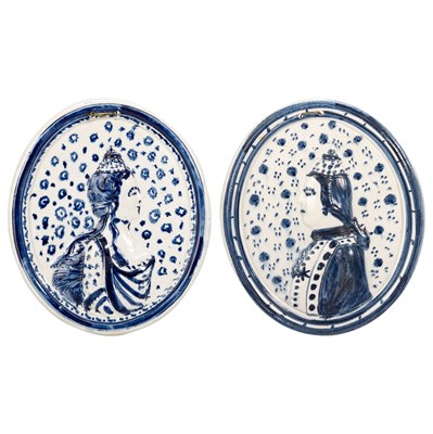 Lot 34 - A MATCHED PAIR OF PEARLWARE PLAQUES, CIRCA 1790