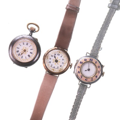 Lot 437 - THREE EARLY 20TH CENTURY WATCHES