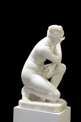 Lot 589 - AFTER THE ANTIQUE, A CARVED WHITE MARBLE FIGURE, 'CROUCHING VENUS', 19TH CENTURY