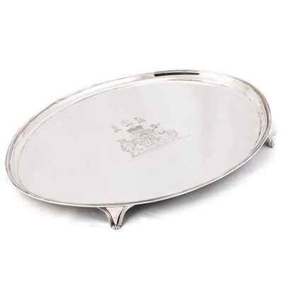 Lot 465 - A GEORGE III SILVER SALVER