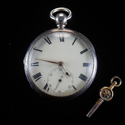 Lot 595 - A SILVER OPEN FACED POCKET WATCH