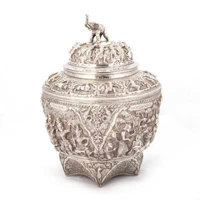 Lot 230 - A LARGE BURMESE SILVER BETEL NUT MARRIAGE BOX, MID-20TH CENTURY, POSSIBLY SHAN STATES, CIRCA 1940-50