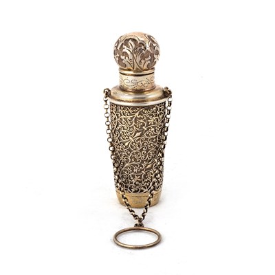 Lot 282 - A 19TH CENTURY FRENCH SILVER-GILT SCENT BOTTLE