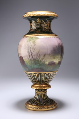 Lot 83 - A VIENNA VASE BY WAGNER, LATE 19TH CENTURY