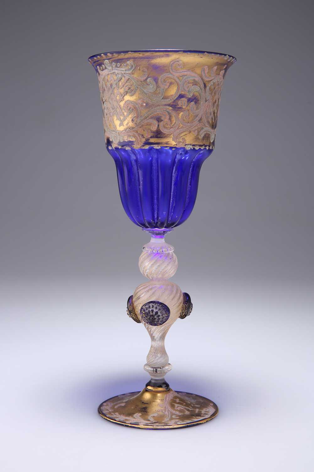 Lot 8 - A LARGE VENETIAN MURANO GLASS GOBLET